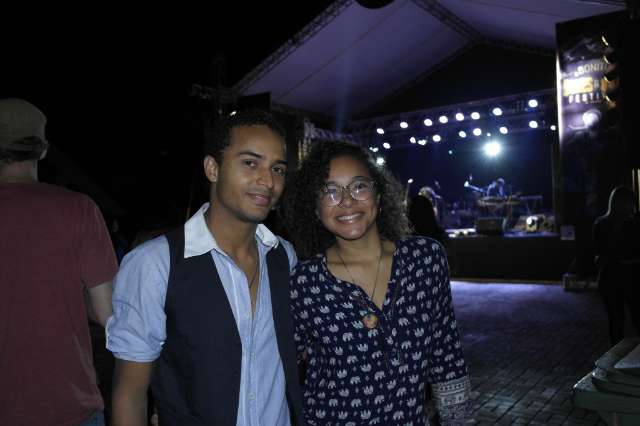 Mesmo com friozinho, p&uacute;blico chega a Bonito para ouvir blues e jazz