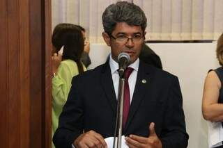Rinaldo Modesto (PSDB), líder do Governo, comentou sobre mudanças na previdência (Foto: Assessoria/ALMS)