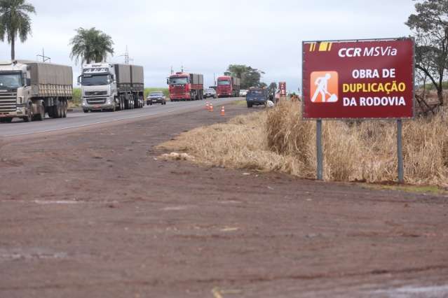 Obras na BR-163 interditam parcialmente dez trechos nesta sexta-feira