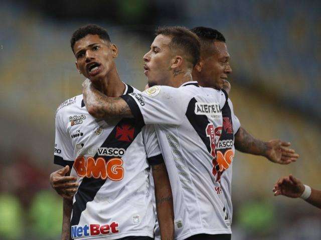 Com gol nos acr&eacute;scimos, Vasco e Goi&aacute;s ficam no empate em 1 a 1 