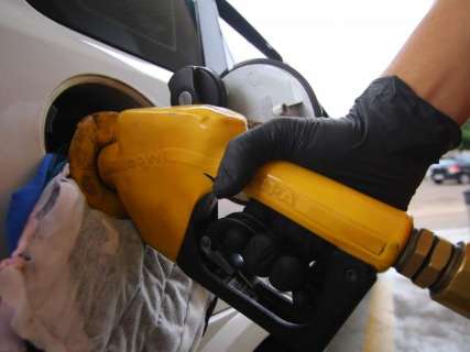 Preços dos combustíveis sobem até 4,6% nas primeiras semanas do ano