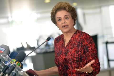 “Lula terá os poderes necessários para ajudar o Brasil”, diz Dilma