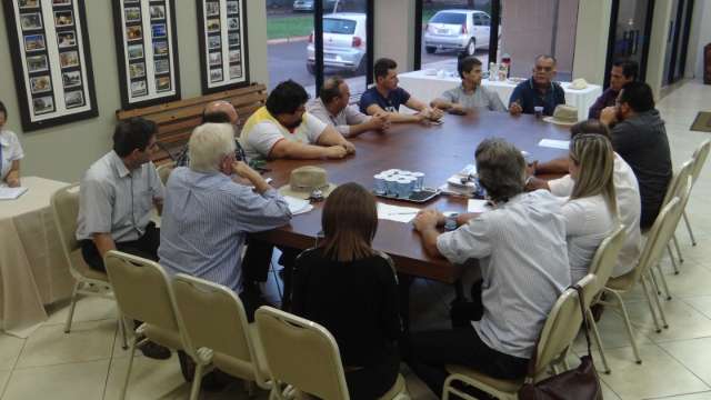 Empres&aacute;rios organizam novo protesto contra a corrup&ccedil;&atilde;o dia 12