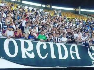 Como o mando de campo era do Novoperário, ontem a torcida do Operário ficou em um canto do estádio (Foto: Reprodução / Facebook)