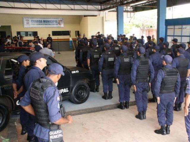 STF decide que guardas municipais podem portar armas de fogo