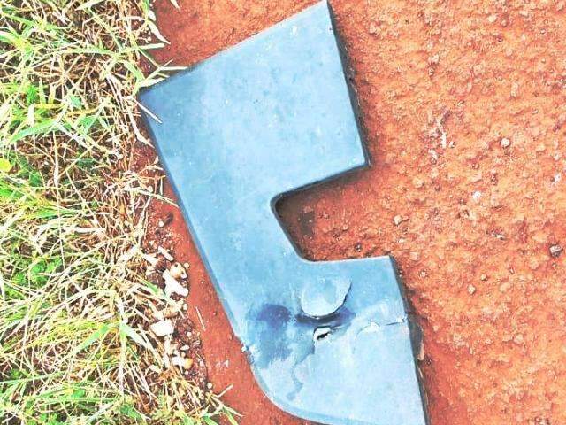 Pelo n&uacute;mero de s&eacute;rie de pe&ccedil;a, pol&iacute;cia descobre que carreta atropelou casal
