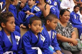 Maria José incentiva os filhos no esporte. (Foto: Alcides Neto)