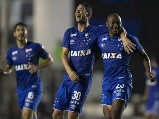 O Cruzeiro assumiu a liderança do grupo 5 com a vitória. (Foto: Mauro Pimenta/AFP) 