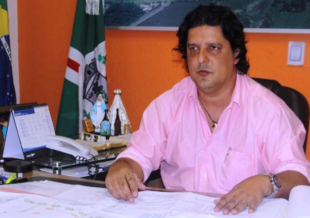 PF cumpre mandado na casa de ex-prefeito de Navira&iacute;, que mora na Capital