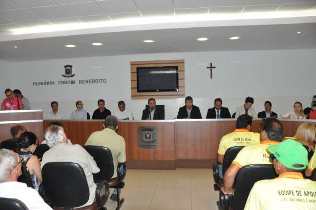 Vereadores criam comiss&atilde;o para resolver falta de luz na Cidade de Deus