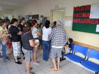 CRS Tiradentes e mais três unidades de saúde têm campanha de vacinação hoje e amanhã. (Foto: Paulo Francis)