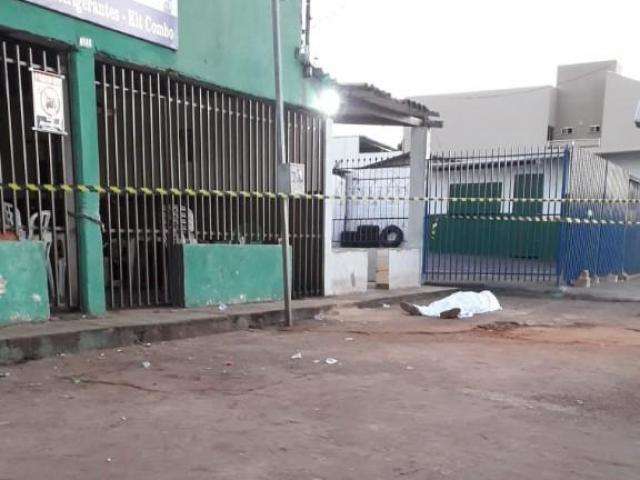 Durante bebedeira em bar na Guaicurus, homem passa mal e morre 
