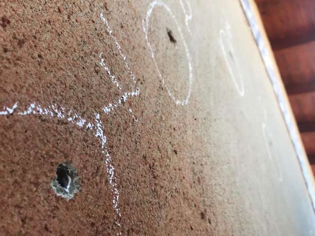 &quot;Ficamos com cora&ccedil;&atilde;o na m&atilde;o&quot;, diz vizinha ap&oacute;s ataque por rixa de escola