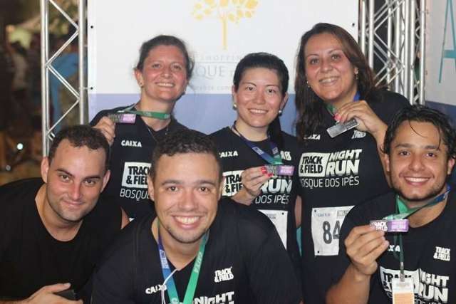 Seguida de balada, corrida noturna empolga participantes