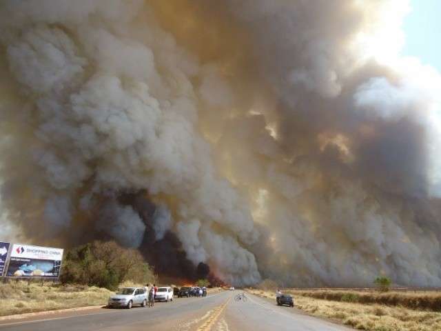 Sat&eacute;lite da Nasa capta imagens de inc&ecirc;ndio  que causou mortes em Dourados