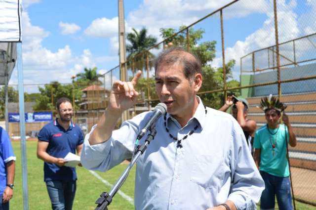 Bernal cita opositores e diz que greve de servidores tem interesse pol&iacute;tico