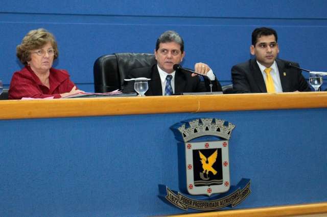 Vereadores foram multados em R$ 21 mil por benef&iacute;cio em ano eleitoral