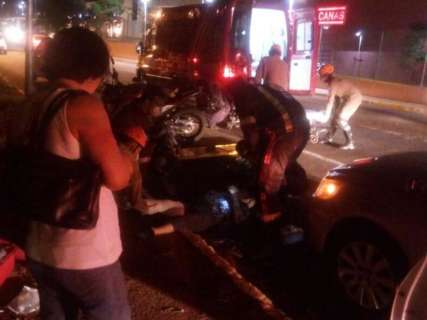 Mulher fratura perna depois de ser atropelada na Avenida Ernesto Geisel 