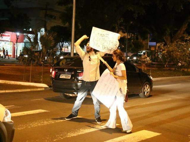 Manifesta&ccedil;&atilde;o em mem&oacute;ria do ind&iacute;gena Simi&atilde;o Vilhalva &eacute; realizada na Capital