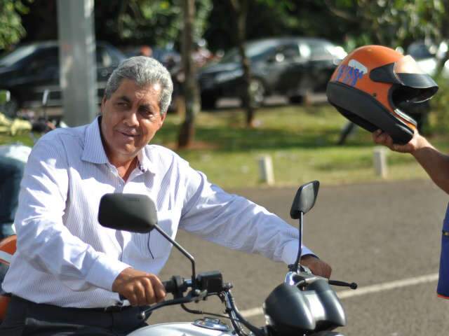 Andr&eacute; lan&ccedil;a curso esperando consci&ecirc;ncia de mototaxistas
