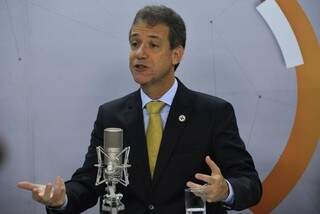 Arthur Chioro, da Saúde, falou sobre a imunização contra a dengue (Foto: Agência Brasil)