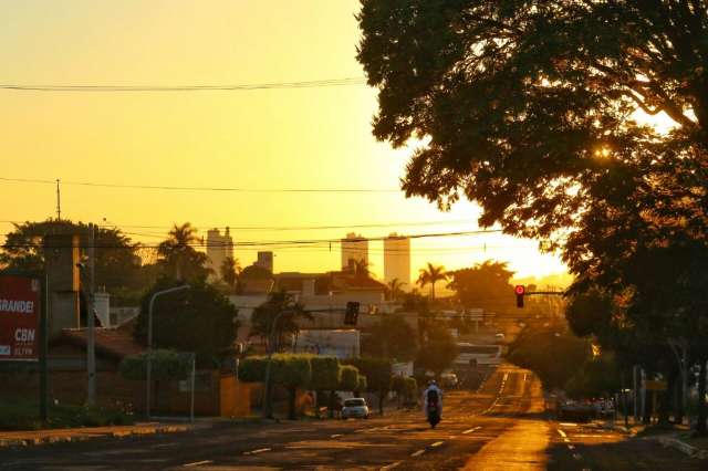 Ainda sem previs&atilde;o de chuvas, m&aacute;xima em MS atinge 35&ordm;C e clima continua seco