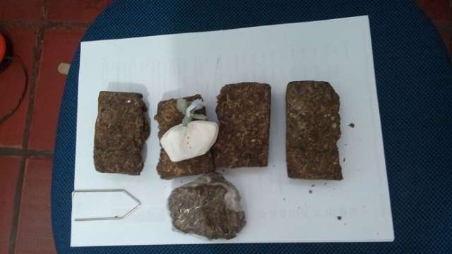 Maconha e coca&iacute;na s&atilde;o encontradas em p&aacute;tio de estabelecimento penal