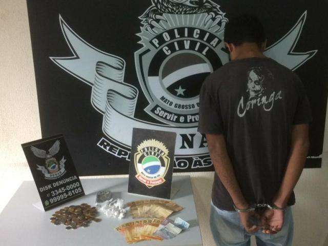Suspeito &eacute; preso com dinheiro e coca&iacute;na durante opera&ccedil;&atilde;o contra o tr&aacute;fico  