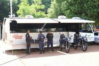 Além do ônibus, uma viatura e duas motos da guarda irão dar apoio no monitoramento. (Foto: Marcos Ermínio)