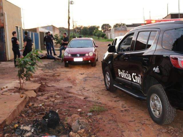 Pol&iacute;cia faz opera&ccedil;&atilde;o contra quadrilha especializada em roubo a motoristas 