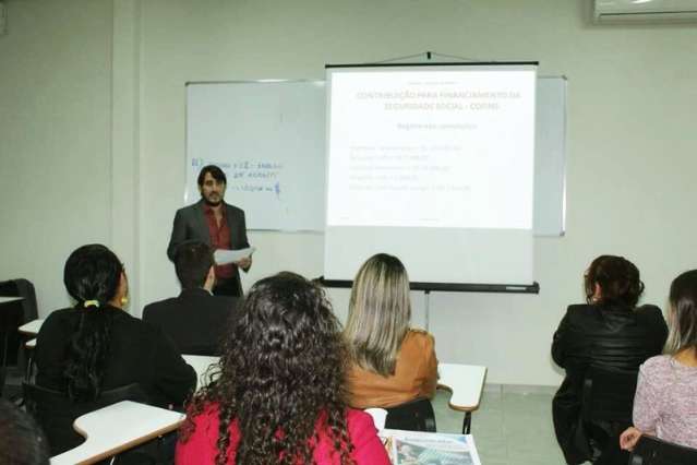 A fus&atilde;o de duas grandes refer&ecirc;ncias em ensino traz novidades ao mercado 