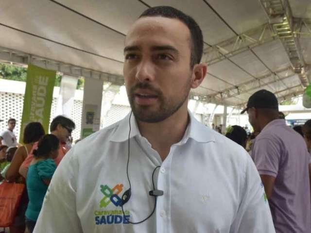 Coordenador da Caravana da Sa&uacute;de &eacute; internado com 93% do corpo queimado