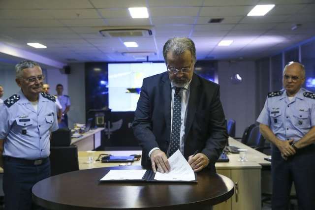 FAB ter&aacute; radares para detectar avi&otilde;es do tr&aacute;fico em tr&ecirc;s cidades de MS