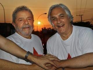 Em setembro de 2014, o ex-presidente Lula participa de comíco ao lado do candidato ao governo do MS pelo PT, Delcídio do Amaral (Foto:   Ricardo Stuckert/Instituto Lula)