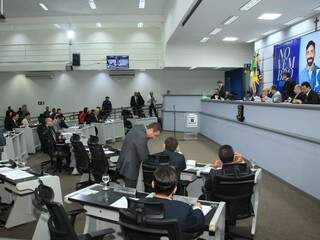Vereadores durante a sessão desta terça-feira (Foto: CMCG/Divulgação)