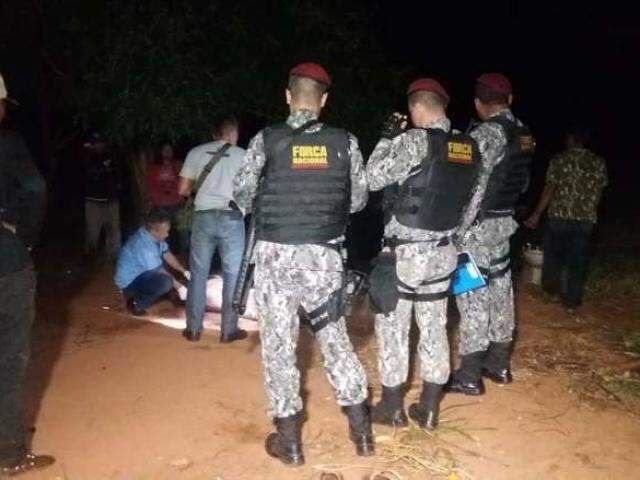 Homem mata ex-cunhado ap&oacute;s bebedeira em fazenda invadida