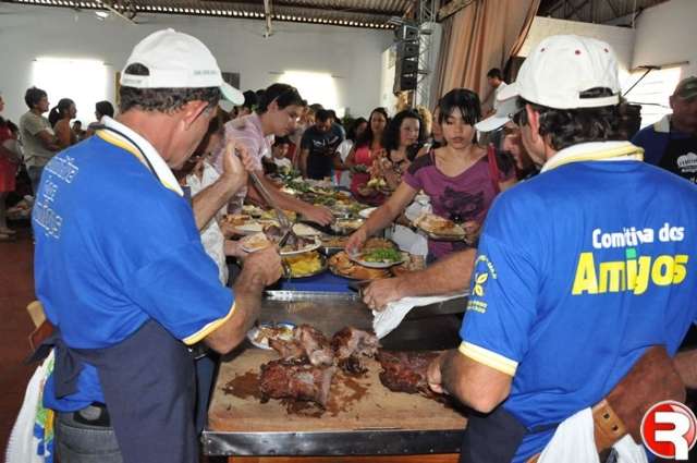 Almoço dançante em prol das pessoas com câncer terá sorteio de uma moto