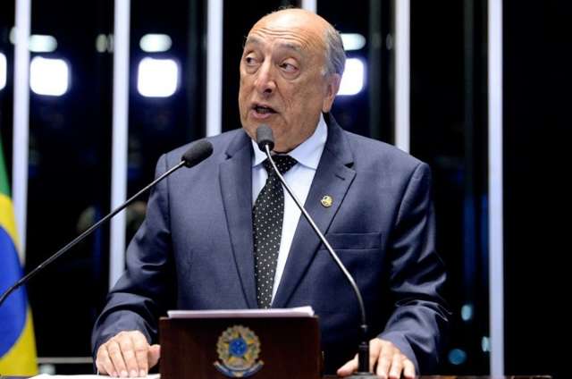 &quot;PEC 55 &eacute; a esperan&ccedil;a para sair do caos&quot;, dizem senadores de MS 