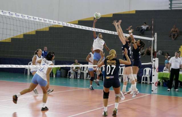 Copa do Mundo no Brasil deve adiar torneios e encurtar calend&aacute;rio de v&ocirc;lei