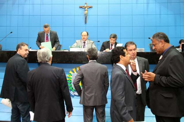 Maioria dos deputados estaduais de MS planeja tentar reelei&ccedil;&atilde;o em 2018