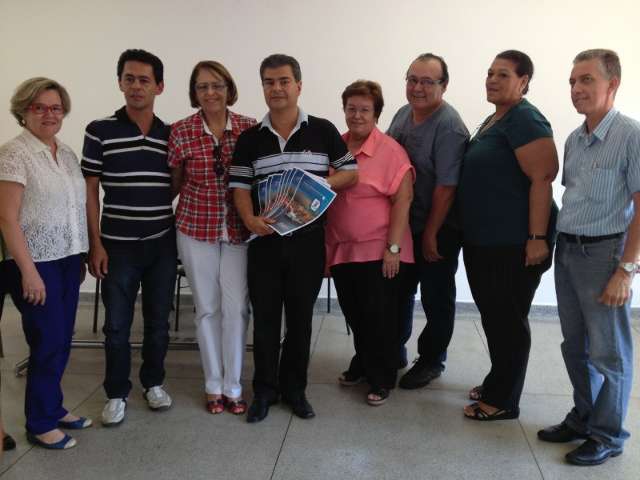 Comiss&atilde;o da Prefeitura entrega anteprojetos de Planos de Cargos e Carreiras