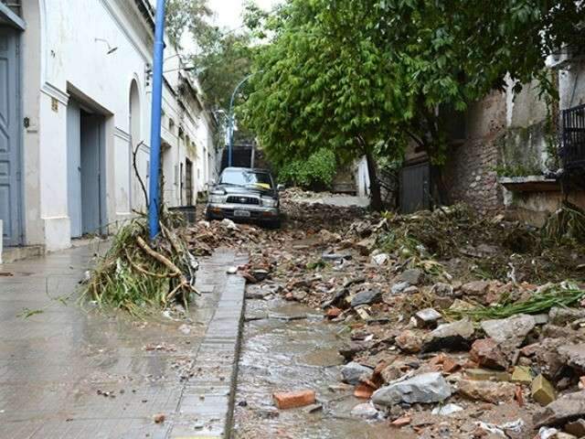 Em 17 dias, chuva supera m&eacute;dia esperada para o m&ecirc;s em cidade de MS