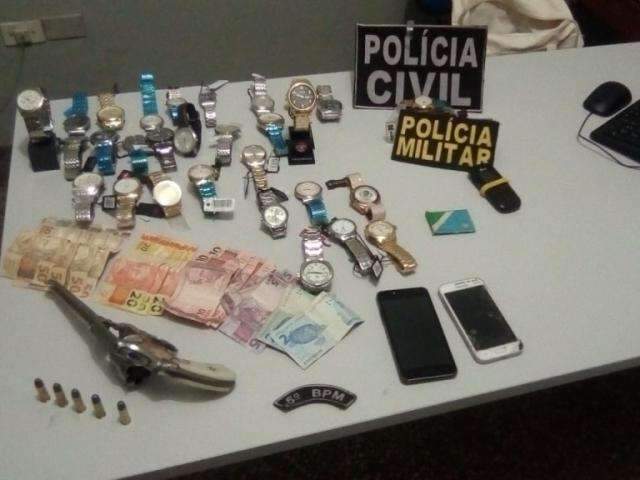 Opera&ccedil;&atilde;o prende dupla na BR-163 ap&oacute;s roubo de joalheria 
