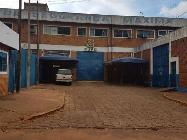 Ap&oacute;s reuni&atilde;o com grito de guerra do PCC, preso &eacute; achado morto na M&aacute;xima