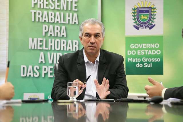 &ldquo;Fizemos dever de casa&rdquo;, diz Reinaldo sobre ano de crise pol&iacute;tica e econ&ocirc;mica
