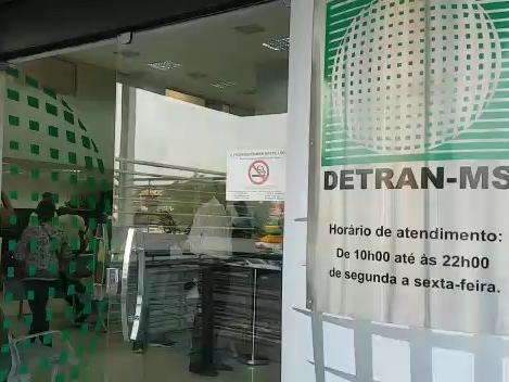Depois de 2 meses, Detran reabre ag&ecirc;ncia em shopping