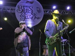Evento de 2018 contou com músicos tocando gaita e saxofone (Foto: Bonito Blues e Jazz Festival)