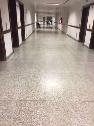 Imagens da Santa Casa deserta contrap&otilde;em argumento de superlota&ccedil;&atilde;o