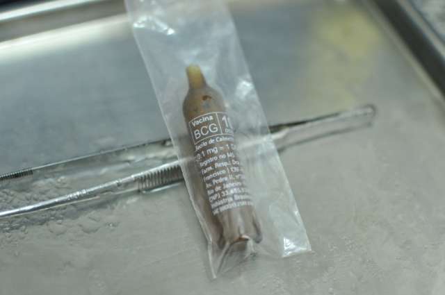 Desabastecimento pode causar falta de vacina contra a tuberculose
