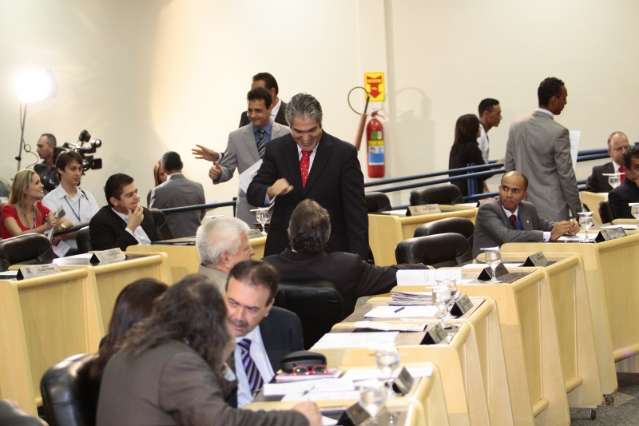 C&acirc;mara da Capital gasta 150% a mais este ano com lanche de vereadores